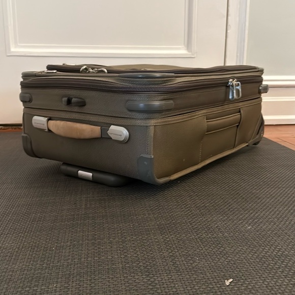 Briggs & Riley Khaki Travel Suitcase - Picture 5 of 10